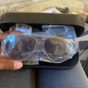 BNWT Coach Aviators Sunglasses